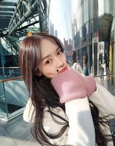 今日吃瓜女大学生视频,女大学生吃瓜视频引发热议，揭秘校园生活新风尚