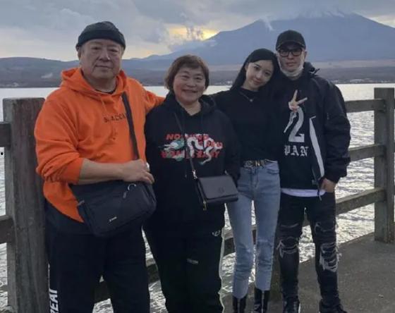 吃瓜博主黑历史被扒,揭秘网络红人的真实面目
