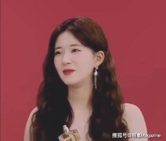 赵露思吃黑瓜,挑战极限美食之旅